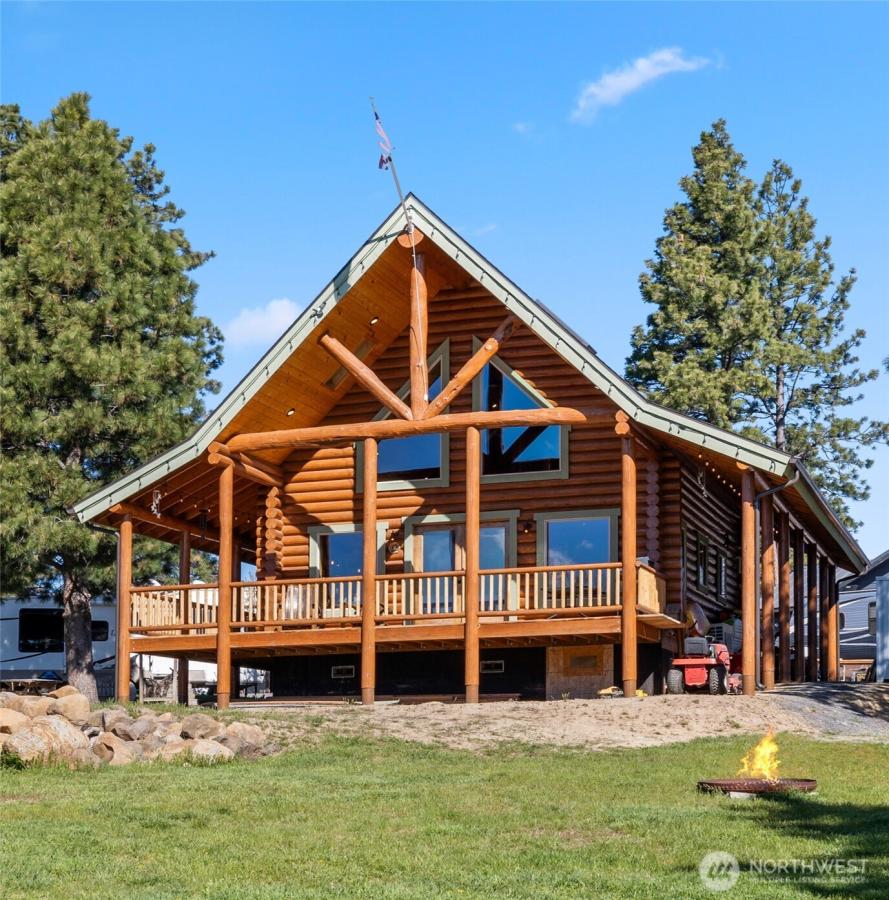 MLS #NWM2479708 image #0