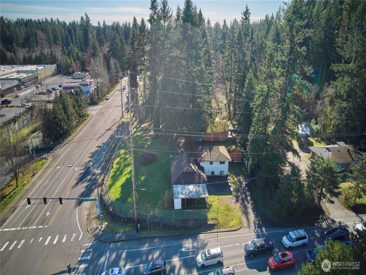MLS #NWM2481546 image #0