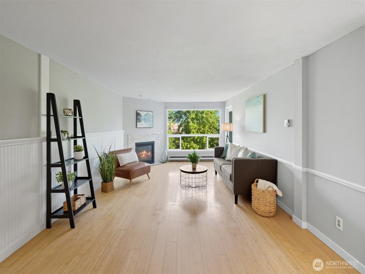 MLS #NWM2482235 image #0