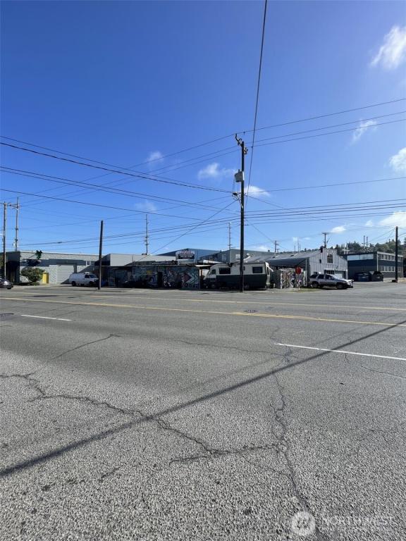 MLS #NWM2482669 image #0