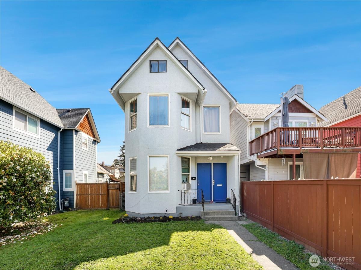 MLS #NWM2484731 image #0
