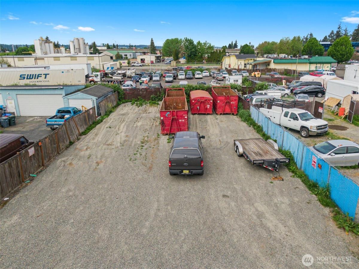 MLS #NWM2484928 image #0