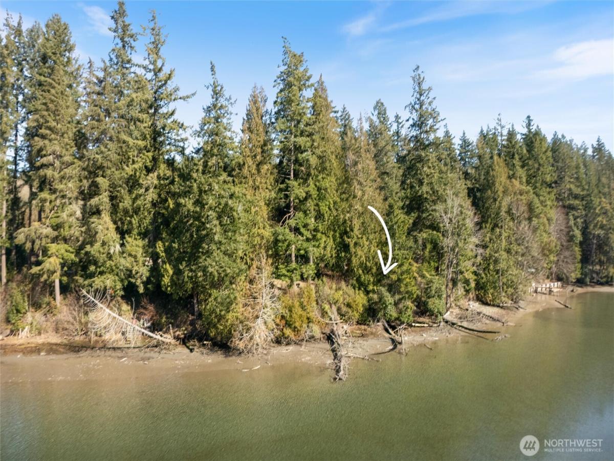 MLS #NWM2486414 image #0