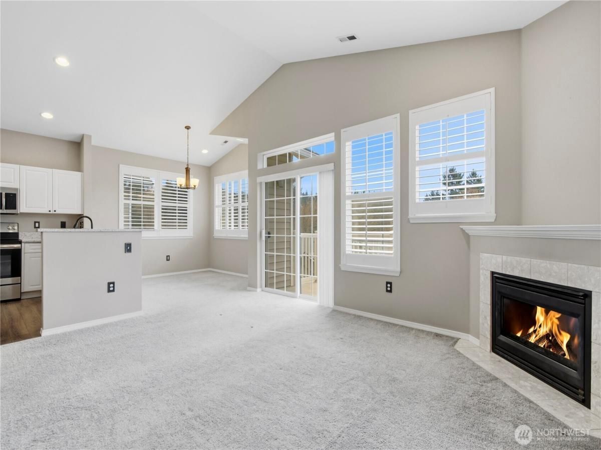MLS #NWM2487116 image #0