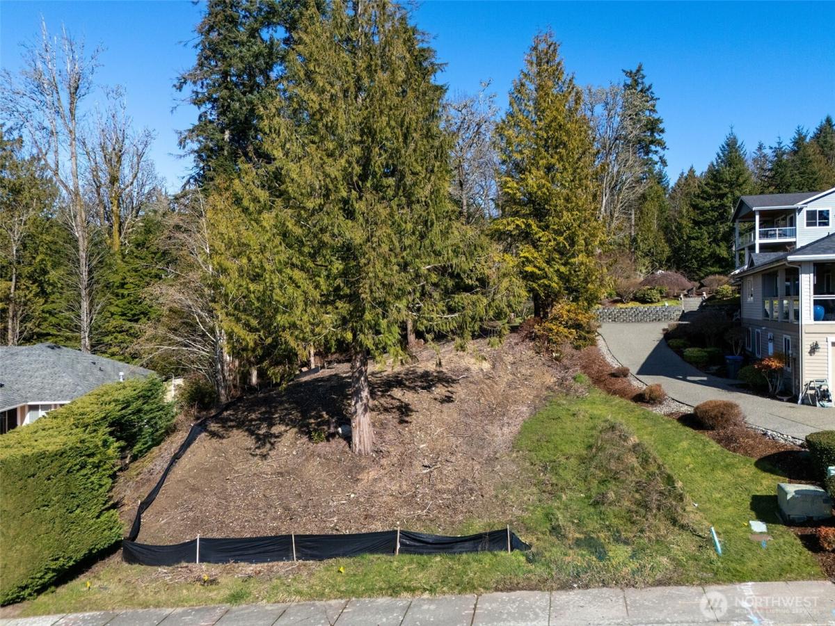 MLS #NWM2487814 image #0