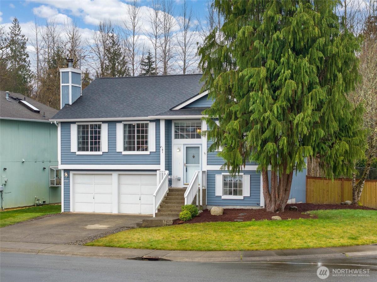 MLS #NWM2489855 image #0