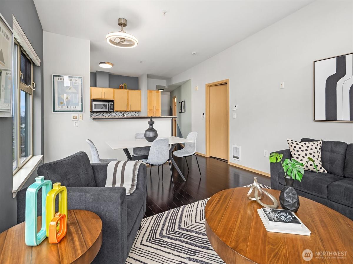 MLS #NWM2491160 image #0