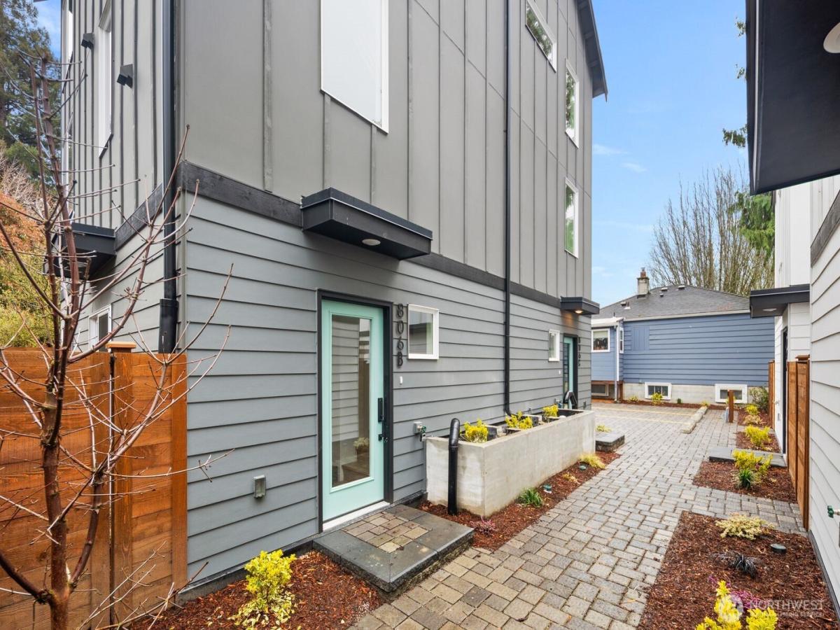MLS #NWM2493657 image #0