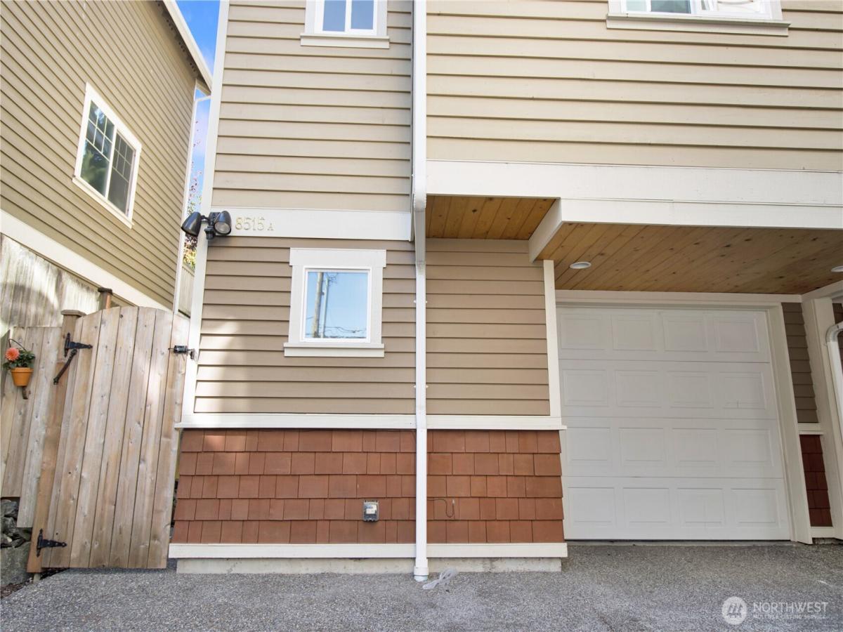 MLS #NWM2493794 image #0