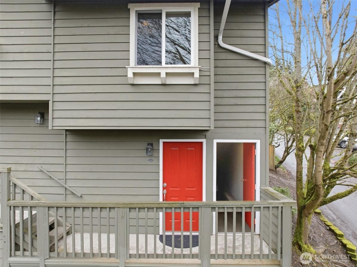 MLS #NWM2494677 image #0