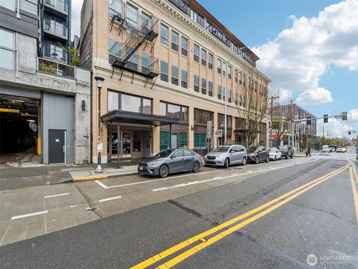MLS #NWM2496803 image #0