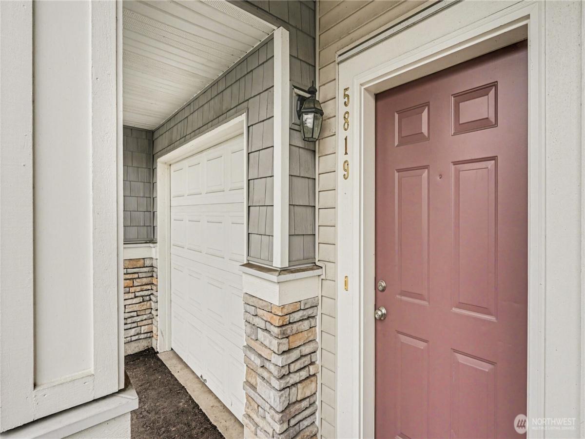 MLS #NWM2498746 image #0