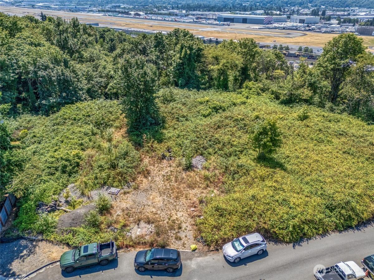 MLS #NWM2499596 image #0