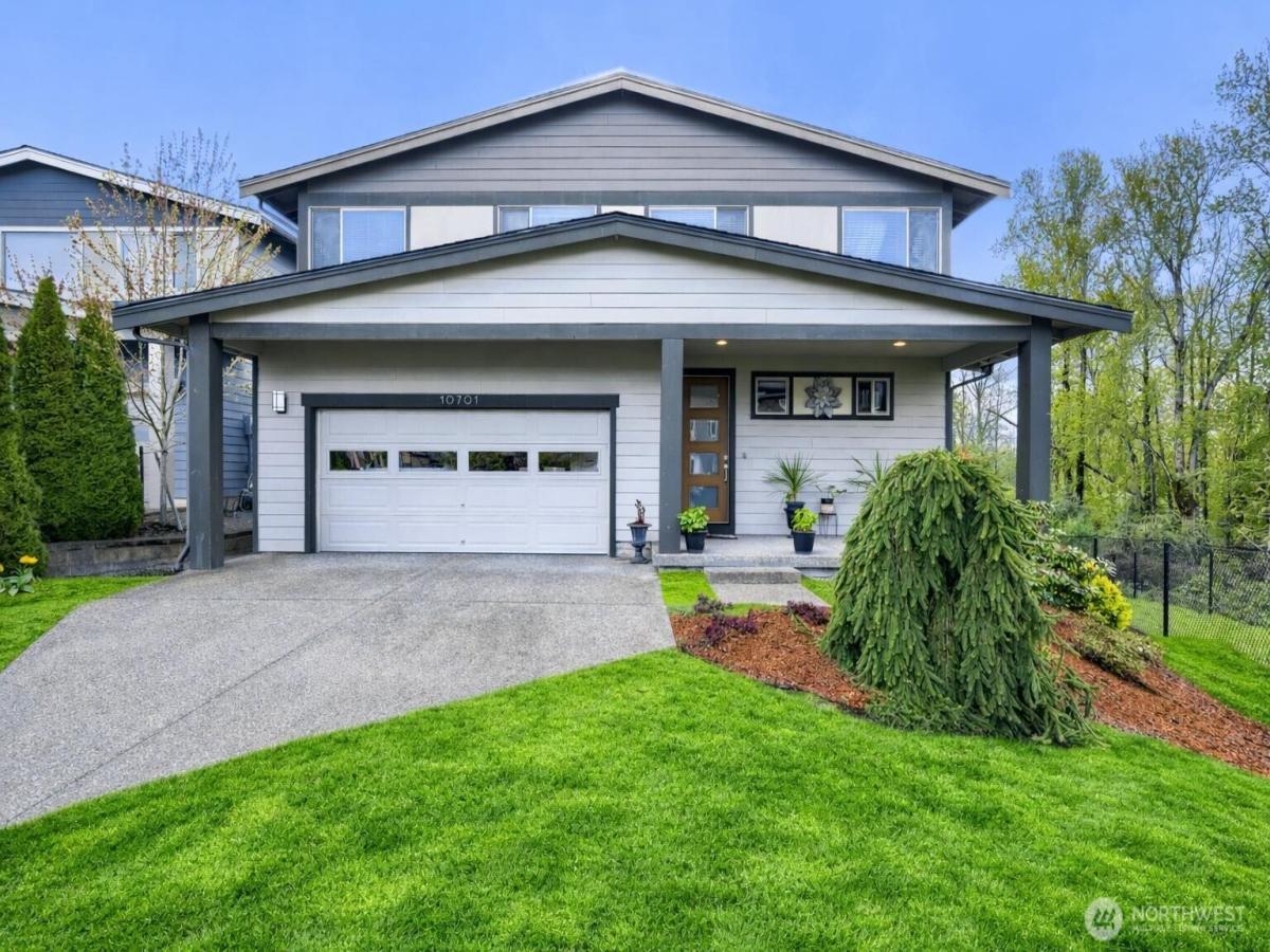 MLS #NWM2499875 image #0