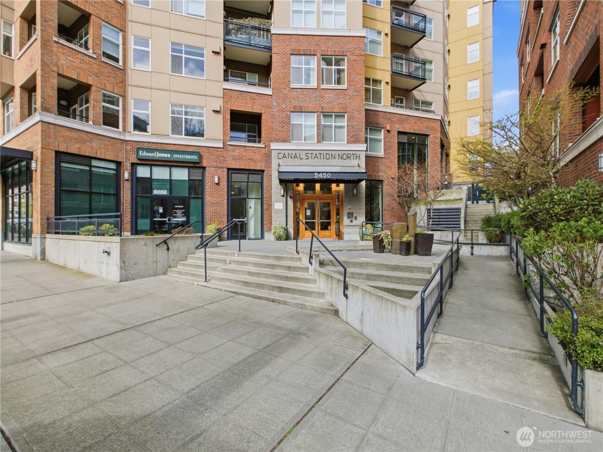 MLS #NWM2500908 image #0
