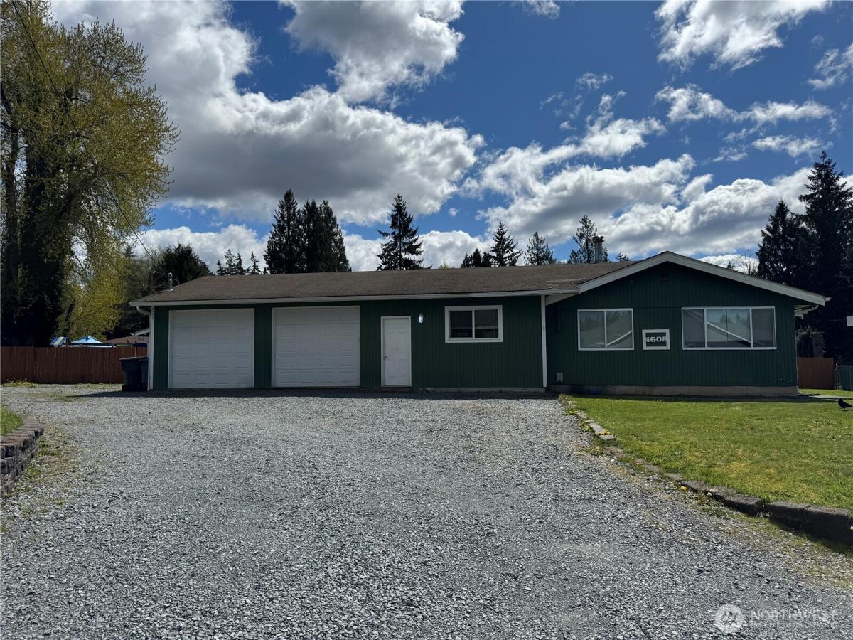 MLS #NWM2501386 image #0