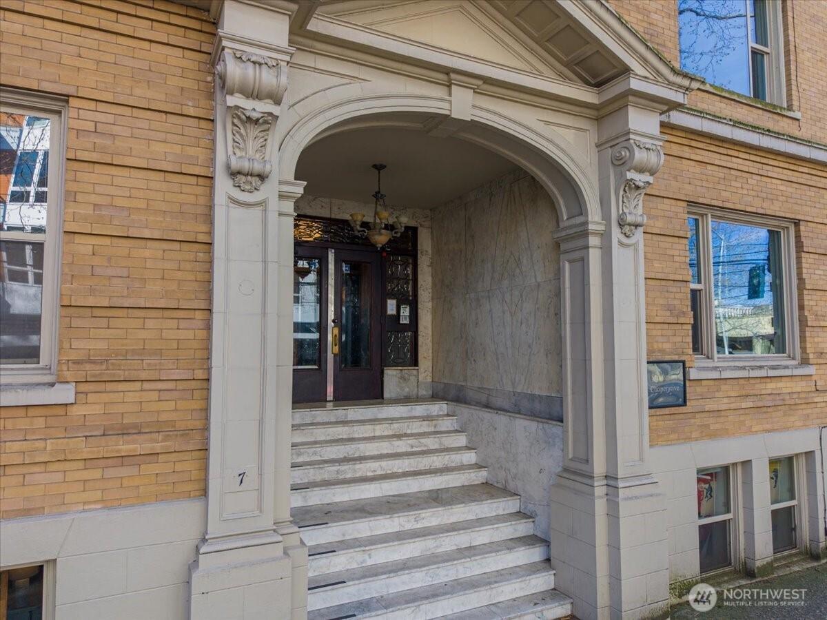MLS #NWM2503580 image #0