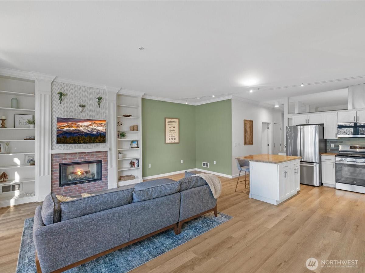 MLS #NWM2505203 image #0