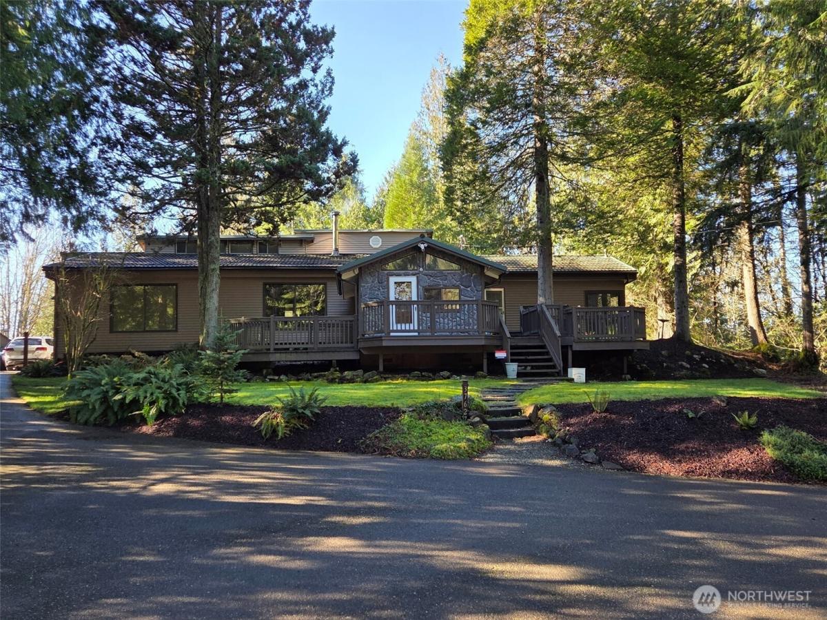 MLS #NWM2505313 image #0