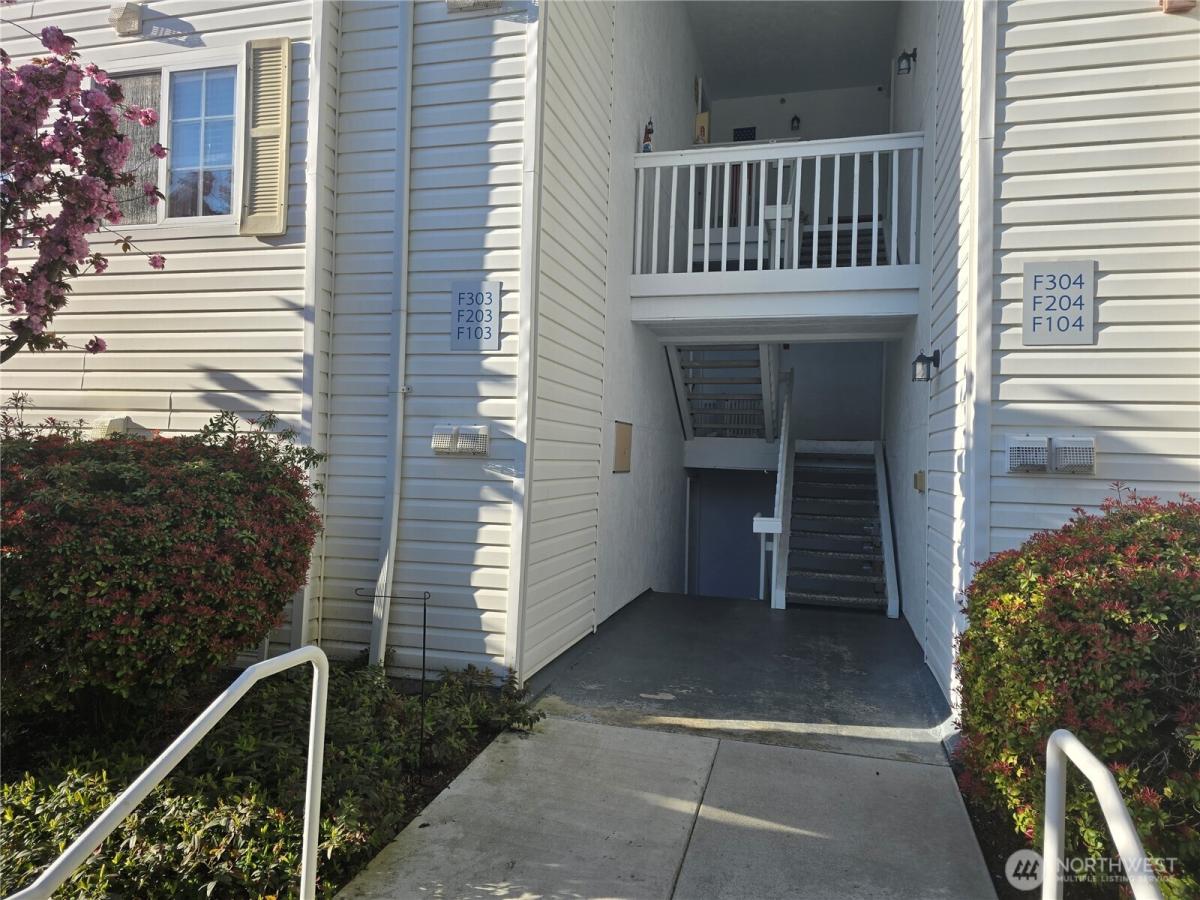 MLS #NWM2505424 image #0