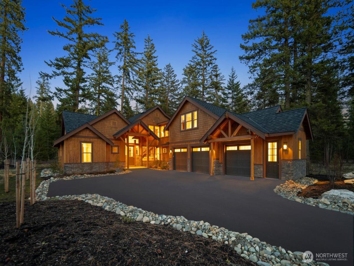 MLS #NWM2505973 image #0