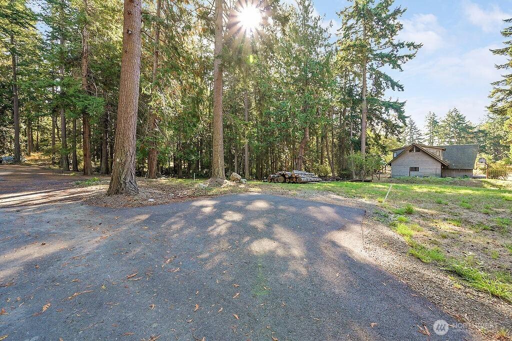 MLS #NWM2509385 image #0