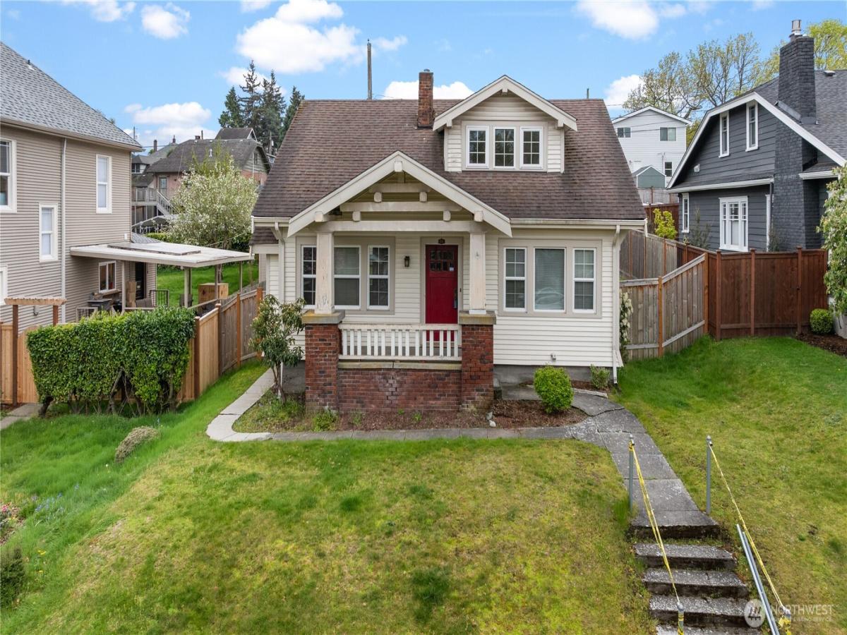 MLS #NWM2511184 image #0