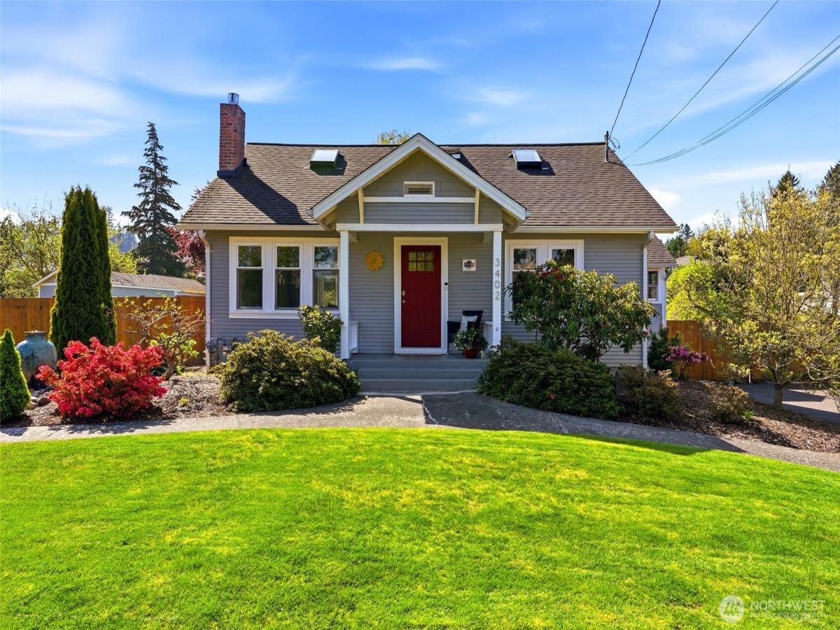 MLS #NWM2513433 image #0