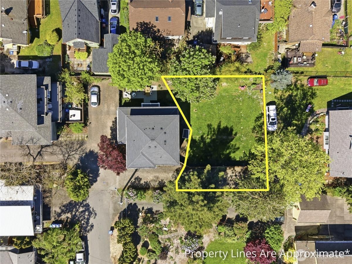 MLS #NWM2514007 image #0