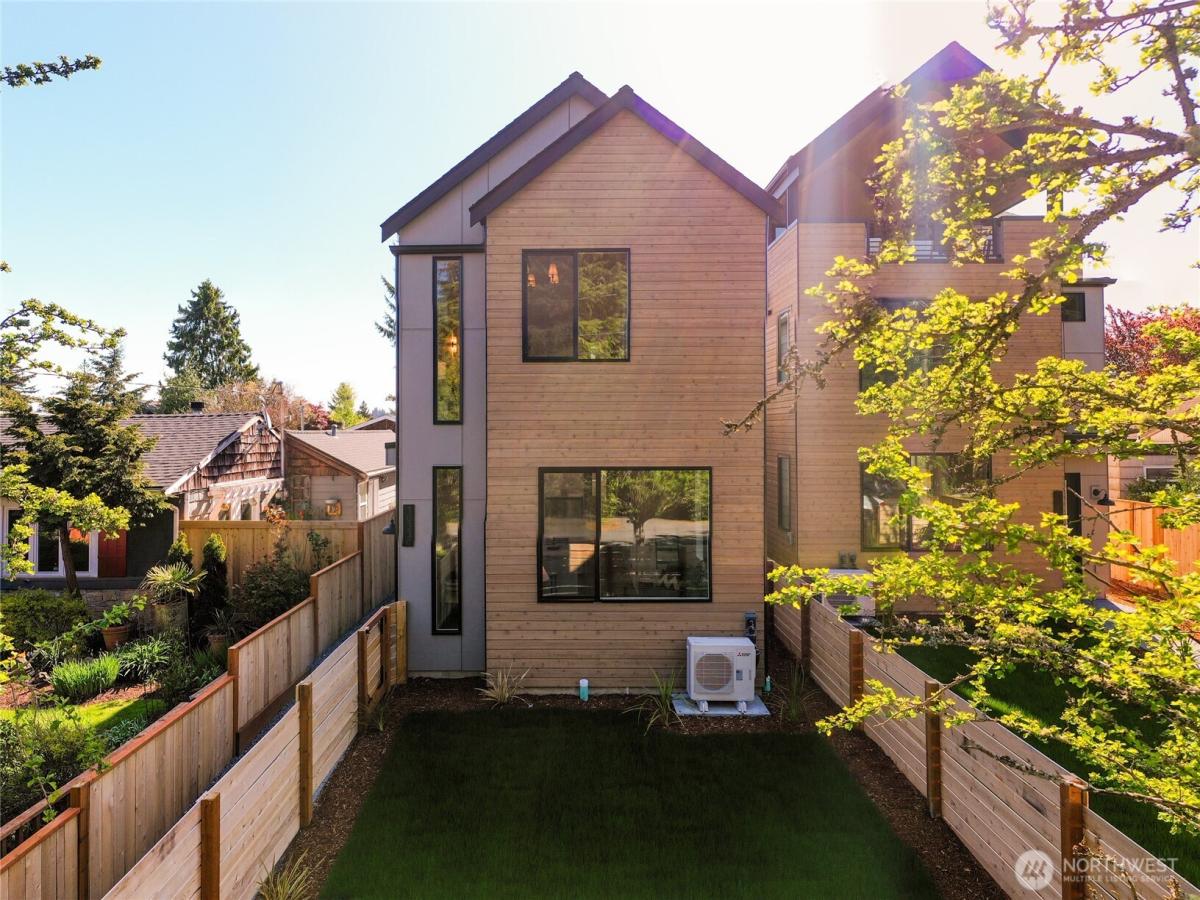 MLS #NWM2514083 image #0