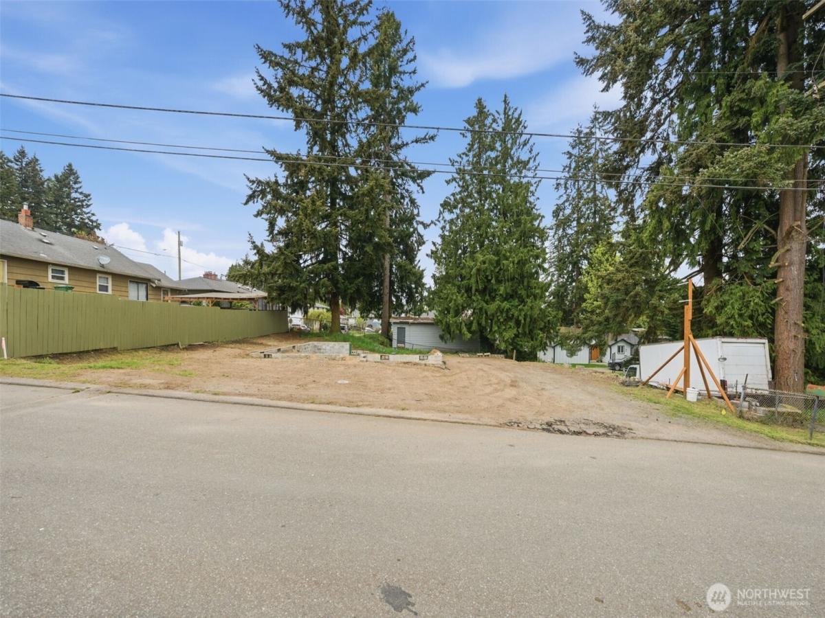 MLS #NWM2514349 image #0