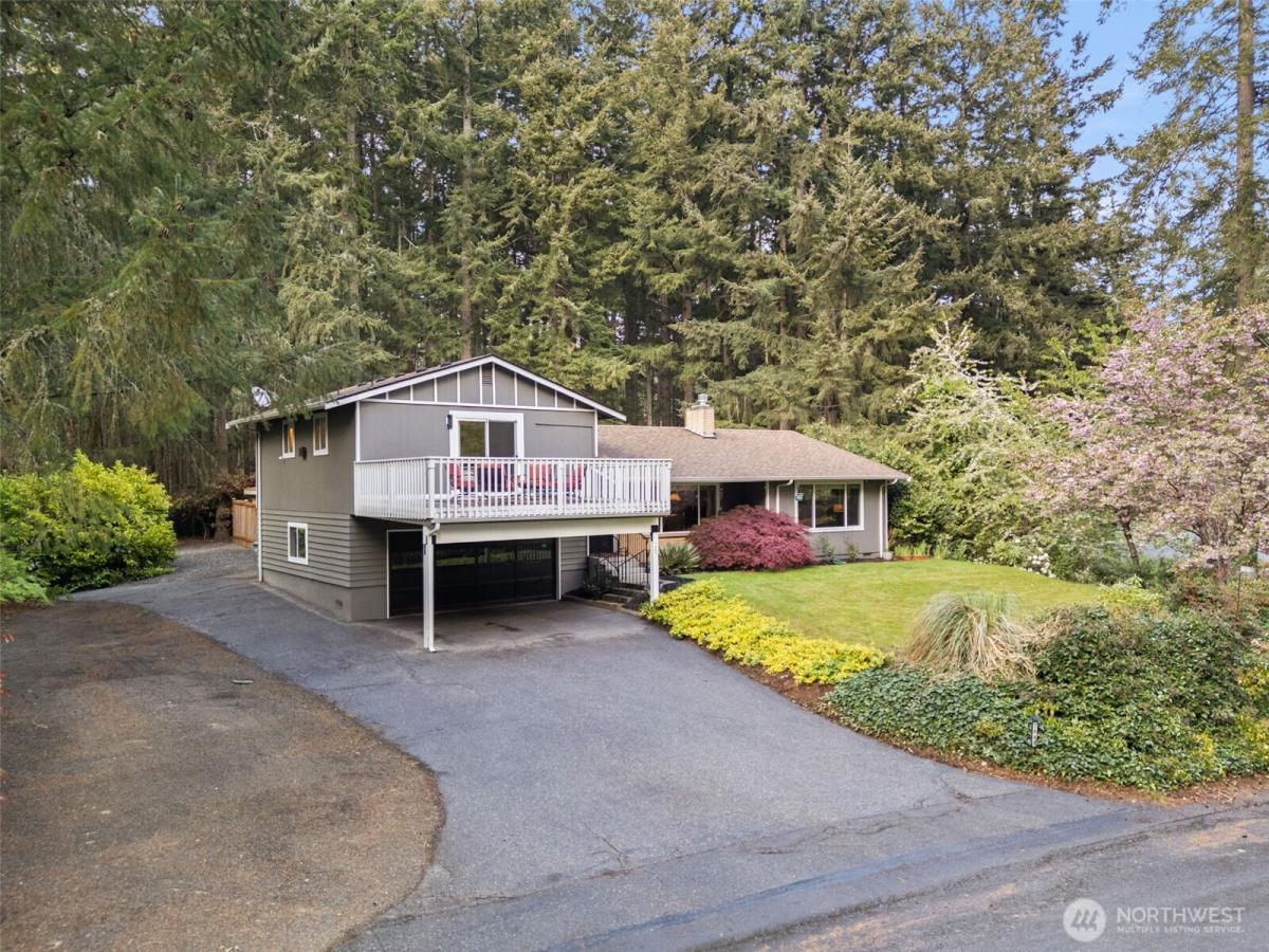 MLS #NWM2514635 image #0