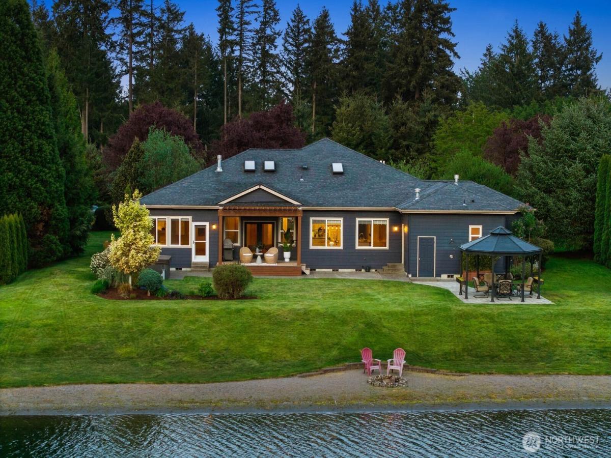 MLS #NWM2515000 image #0