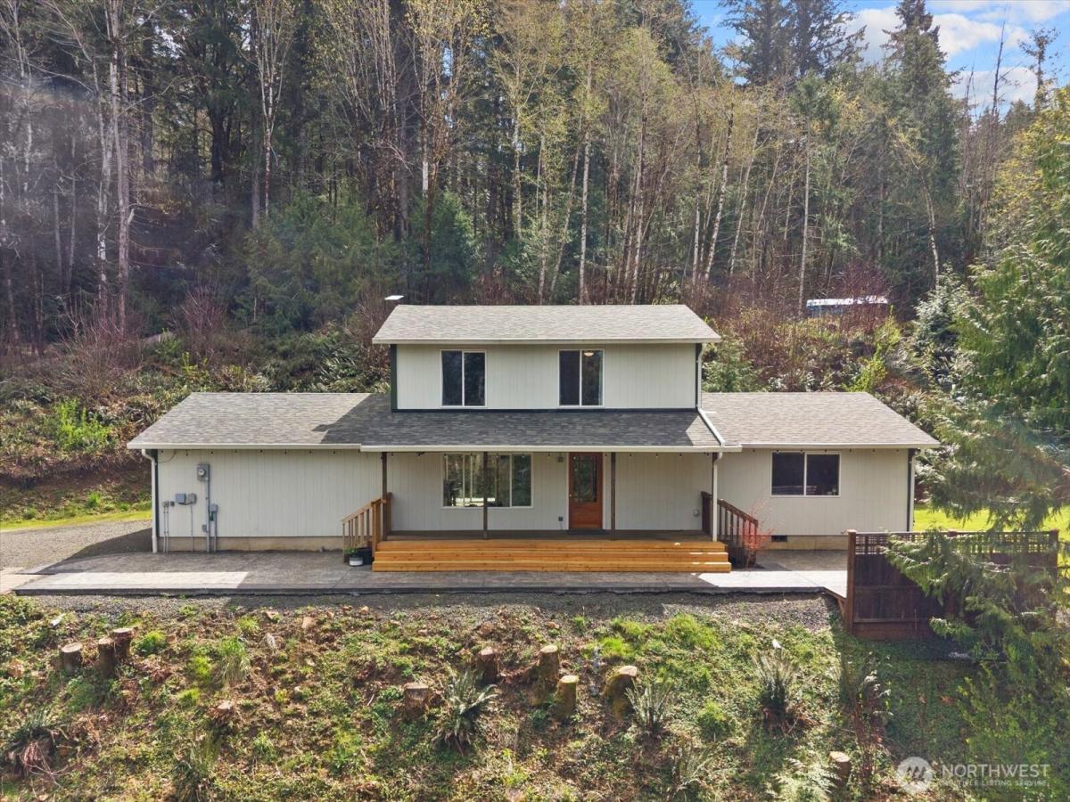 MLS #NWM2515045 image #0