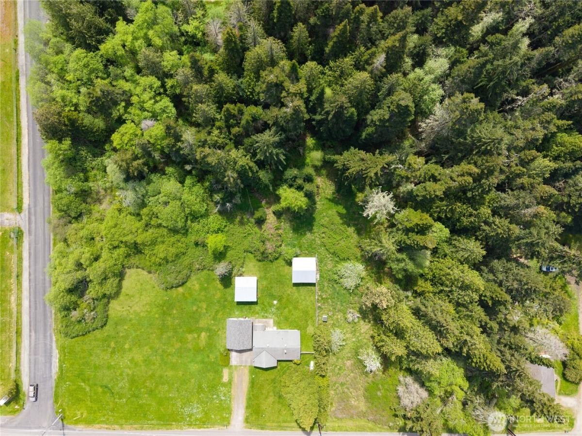 MLS #NWM2515183 image #0