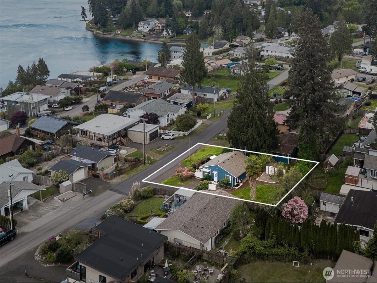 MLS #NWM2515231 image #0