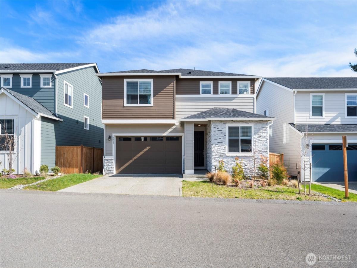 MLS #NWM2515284 image #0
