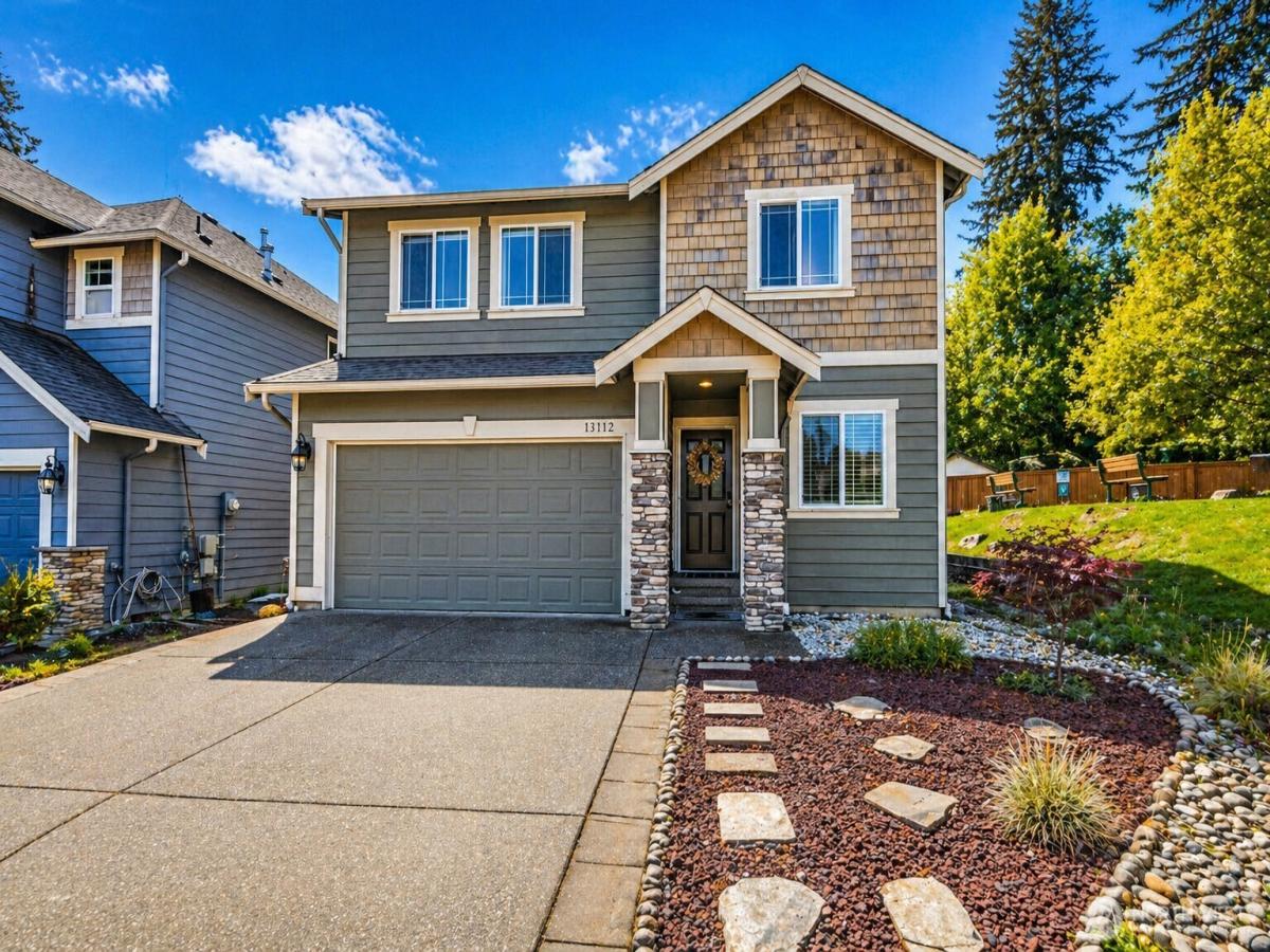 MLS #NWM2515767 image #0