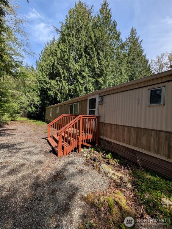 MLS #NWM2515781 image #0