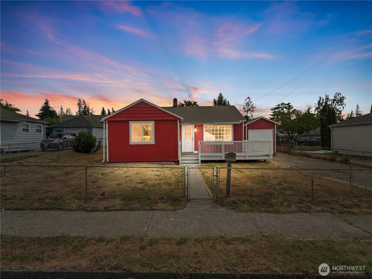 MLS #NWM2516011 image #0