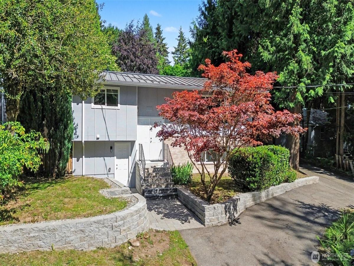 MLS #NWM2516046 image #0