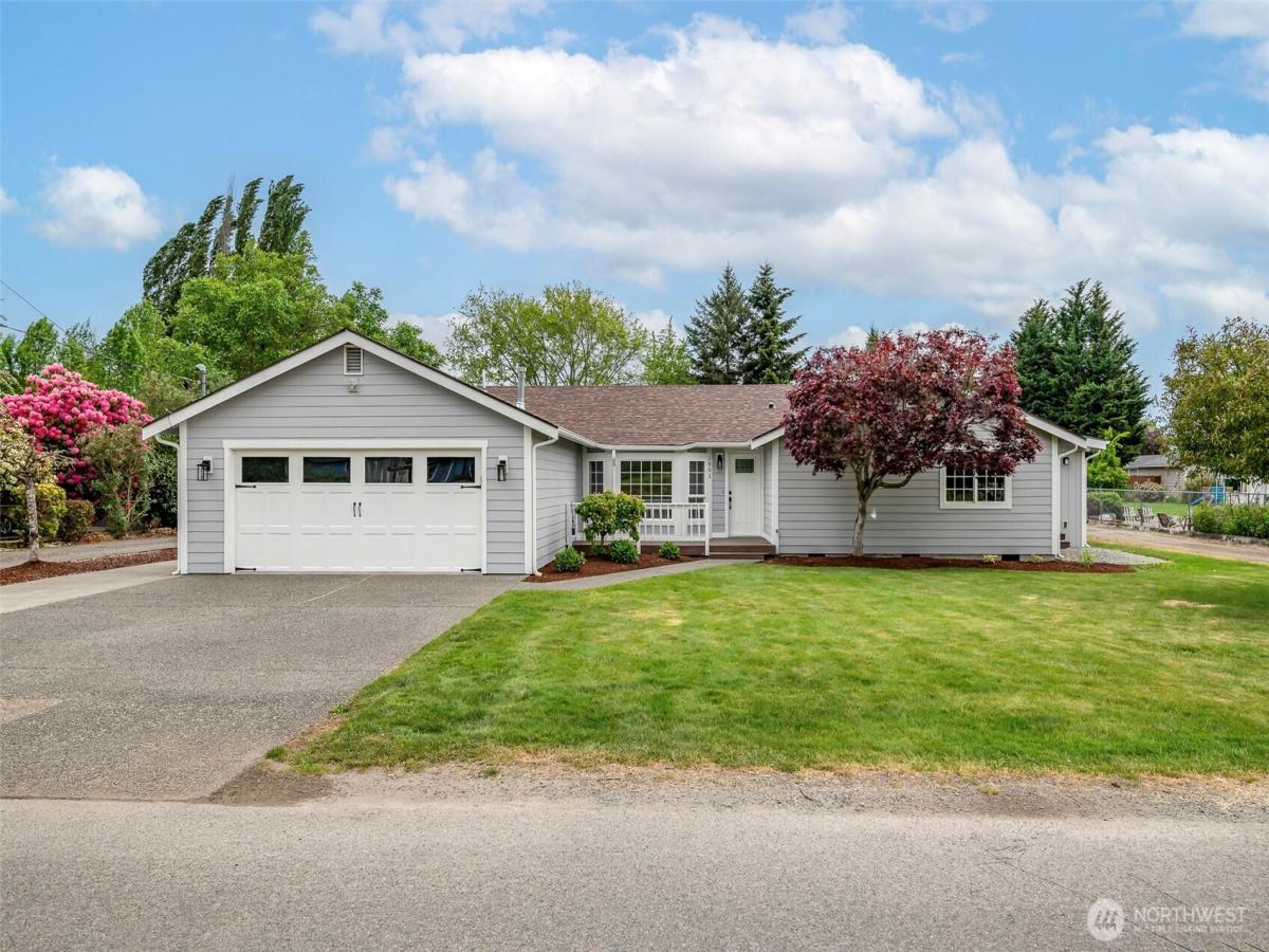 MLS #NWM2516269 image #0