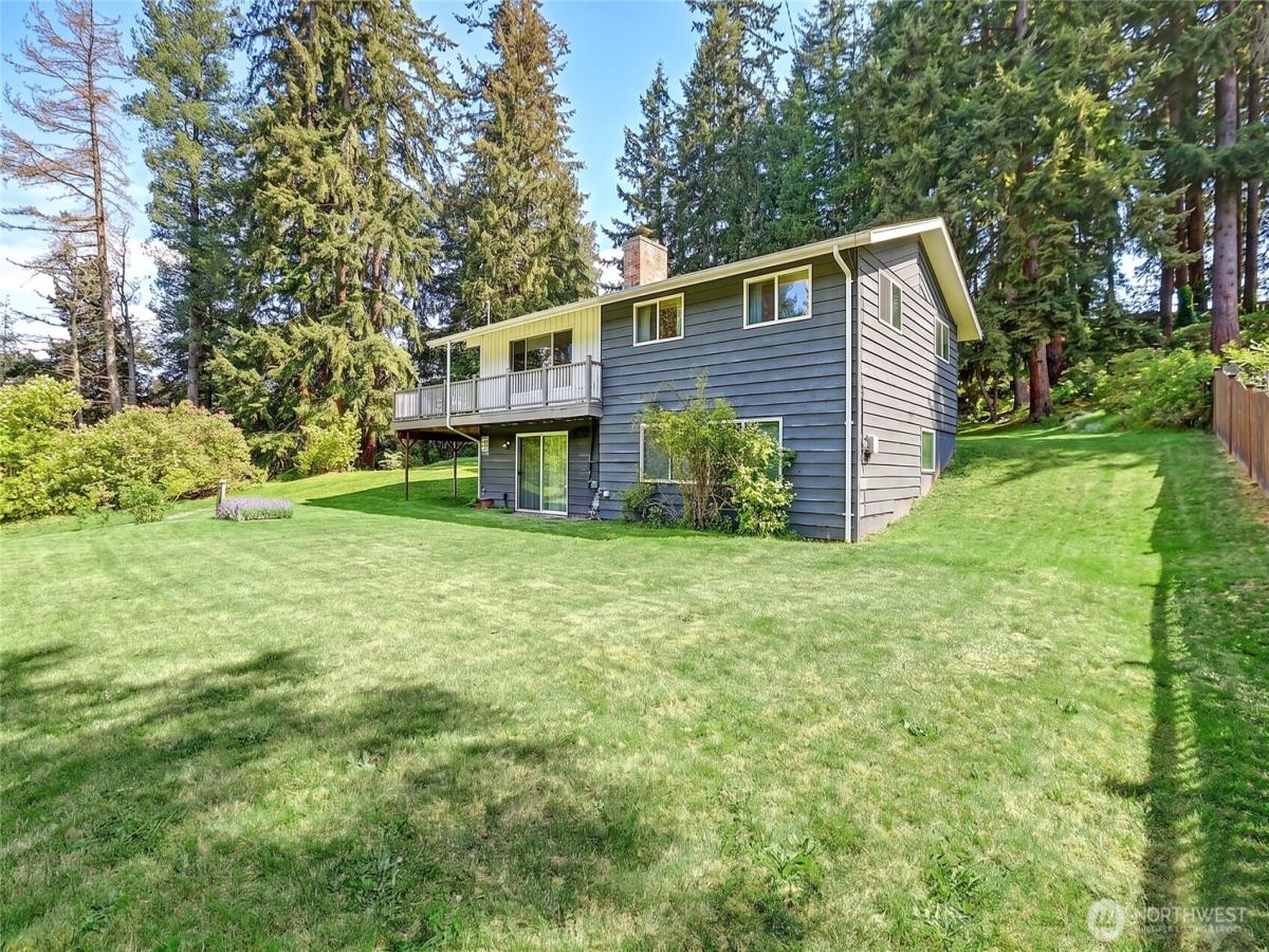 MLS #NWM2516454 image #0