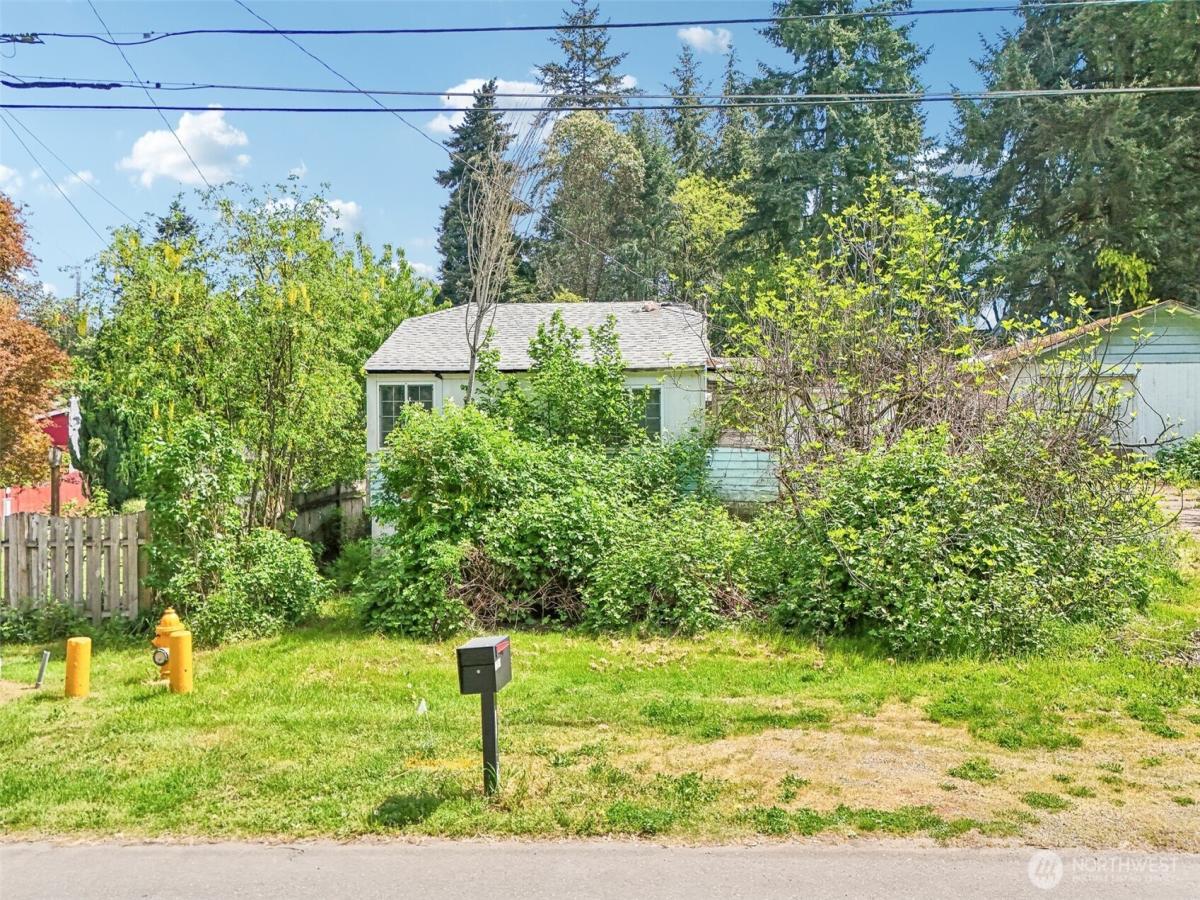 MLS #NWM2516668 image #0