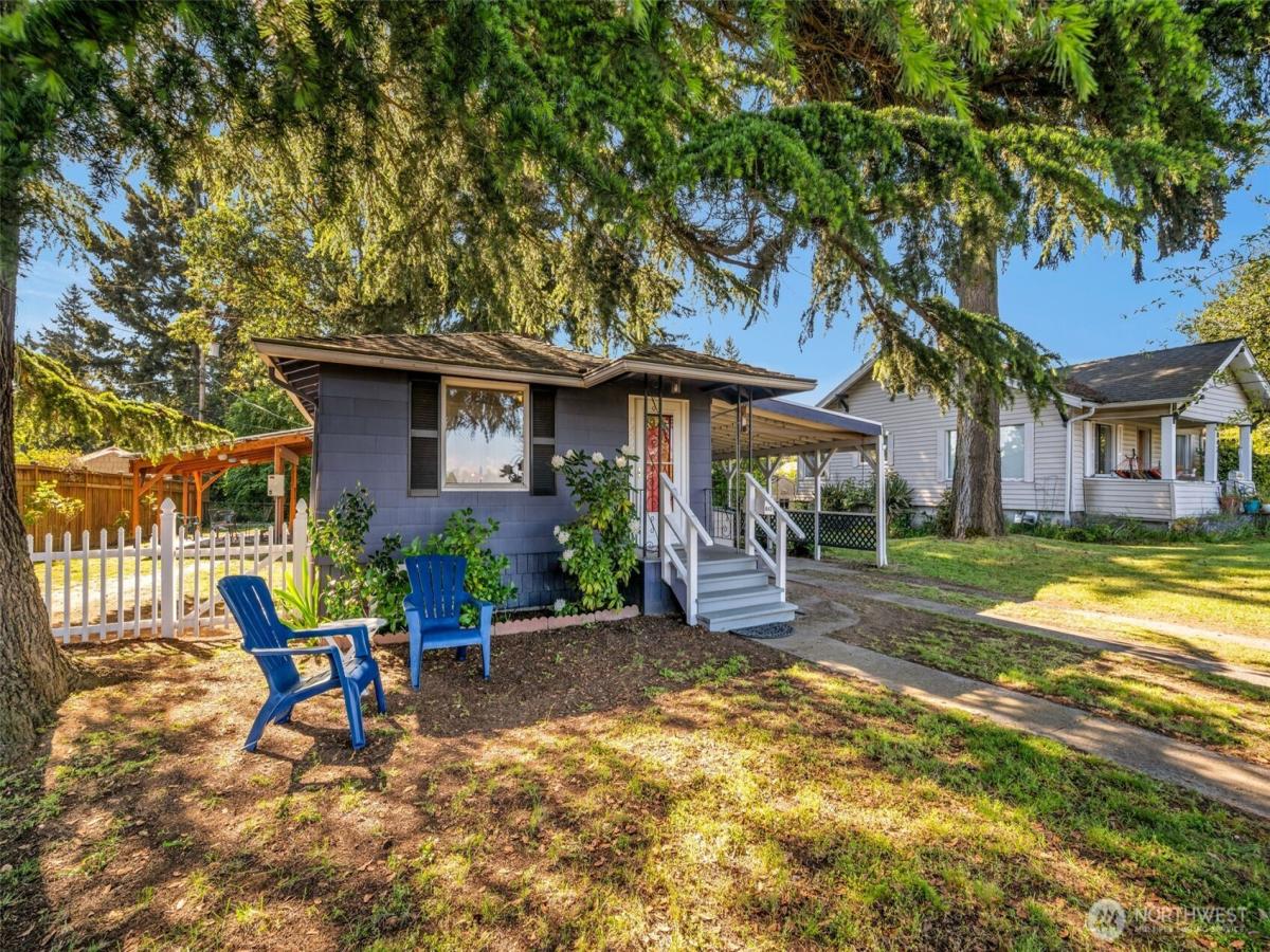 MLS #NWM2516852 image #0