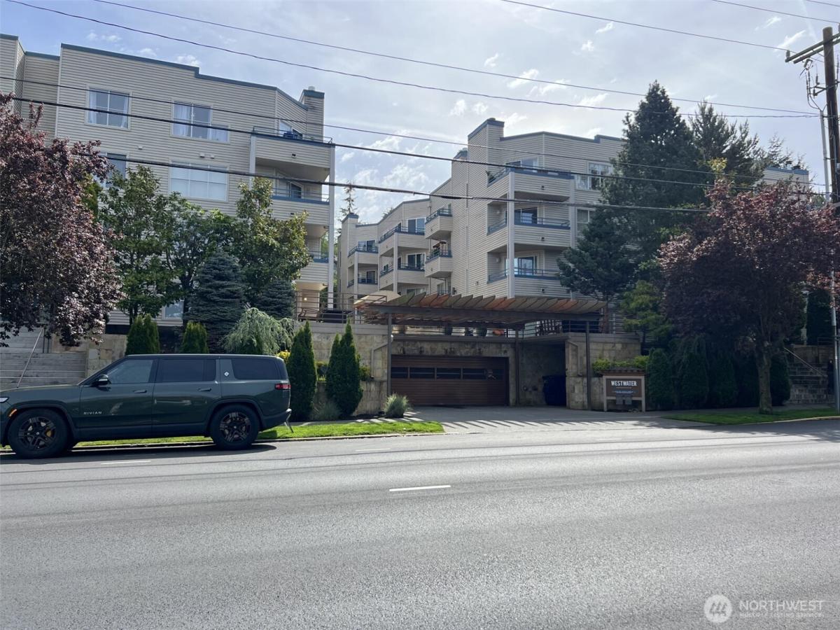 MLS #NWM2517433 image #0