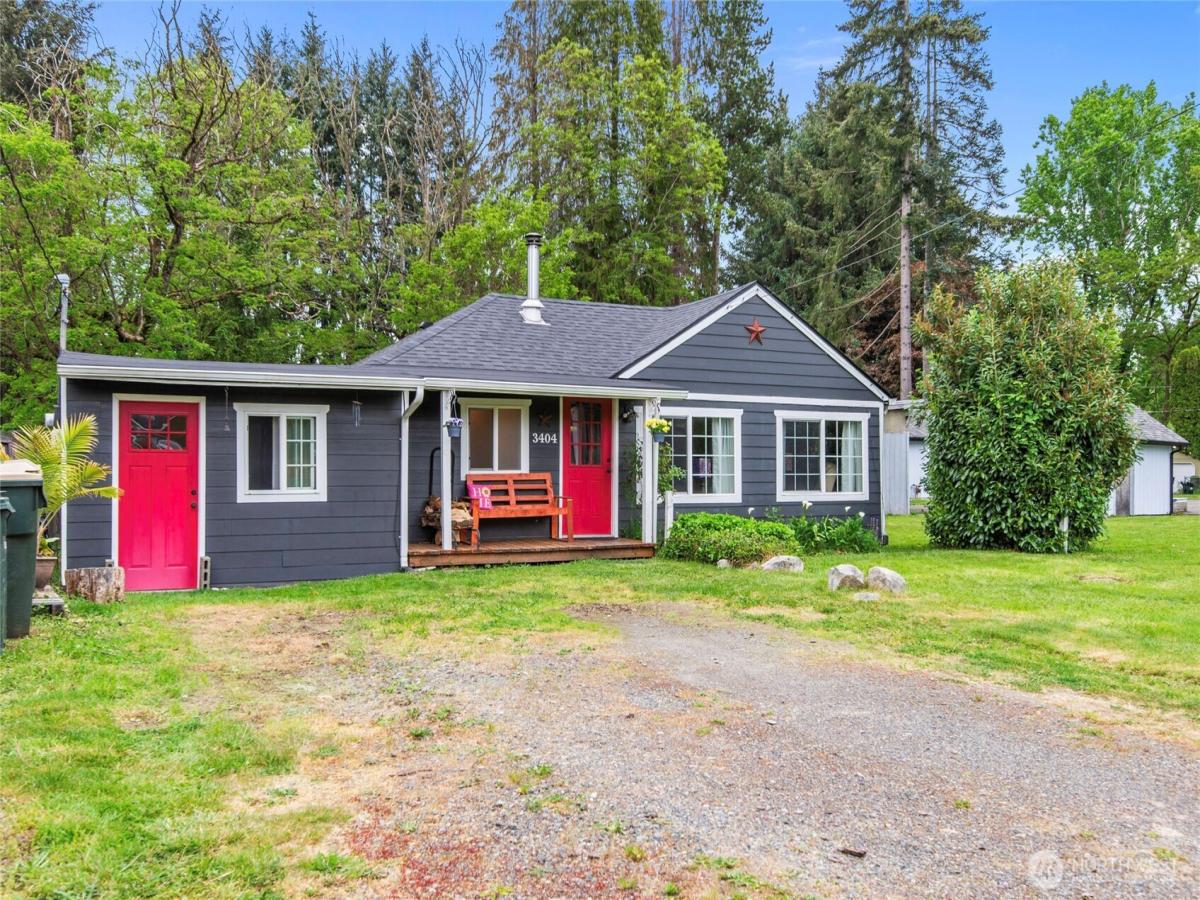 MLS #NWM2520478 image #0
