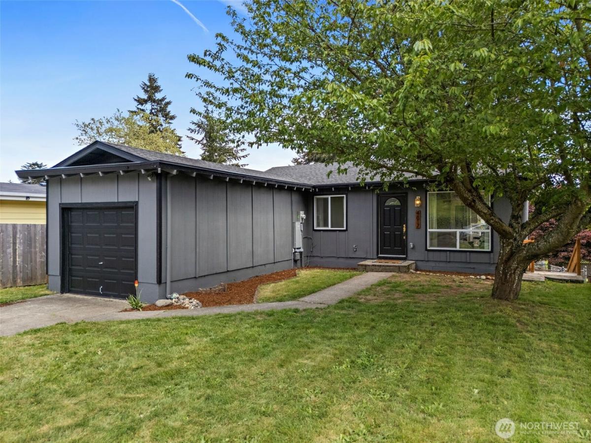 MLS #NWM2520661 image #0