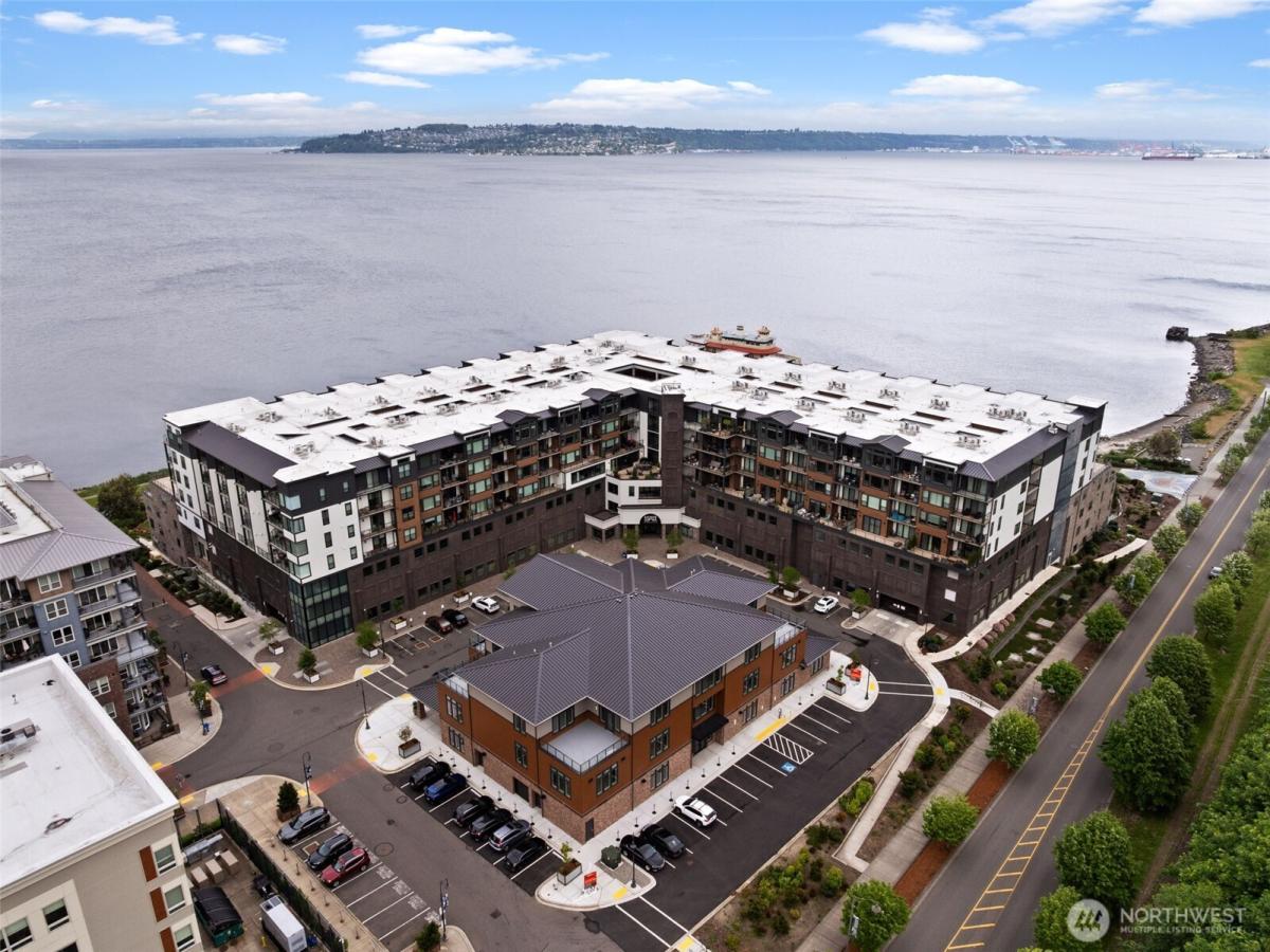 MLS #NWM2520725 image #0
