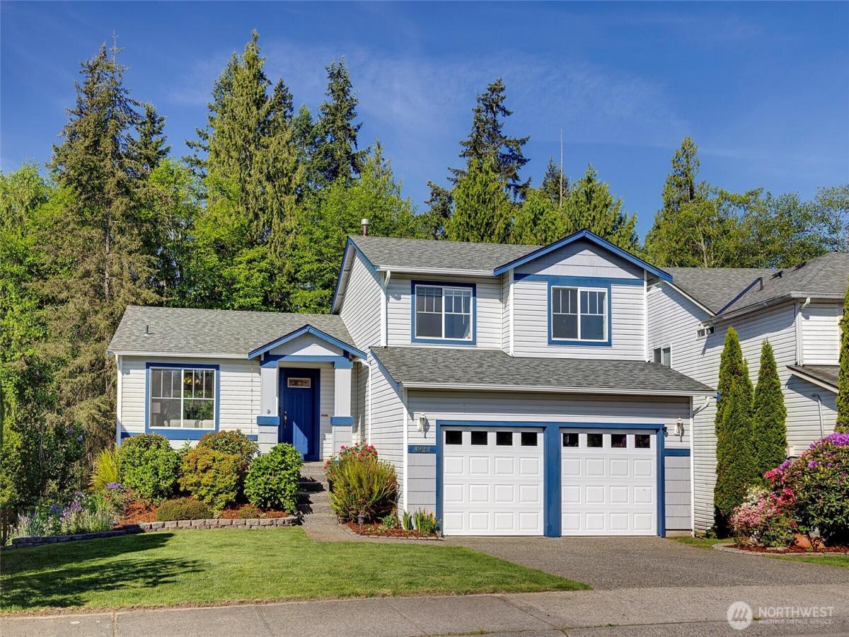 MLS #NWM2520827 image #0